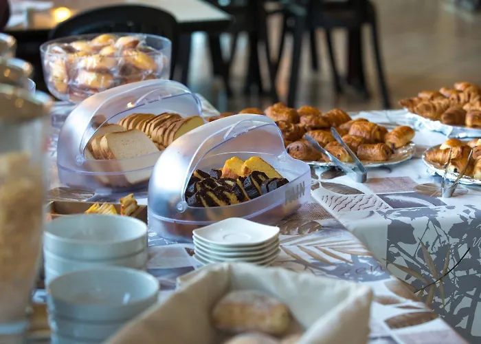 伊尔科酒店 Cazères-sur-lʼAdour